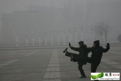 秋季大雾天气最好室内锻炼