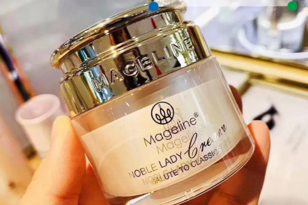 <b>麦吉丽贵妇膏是祛斑膏吗，效果真的那么好？</b>