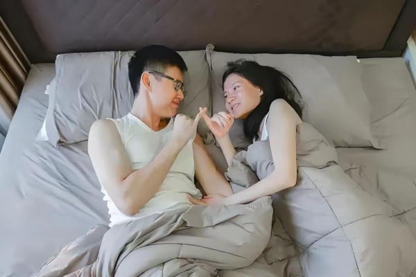 亲密关系健康养护：科学的性生活技巧助力两性身心和谐