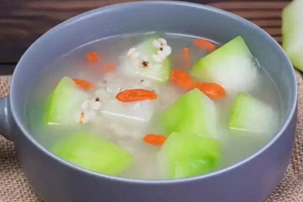 喝对汤水少苦夏，我家常喝的几款夏季养生汤