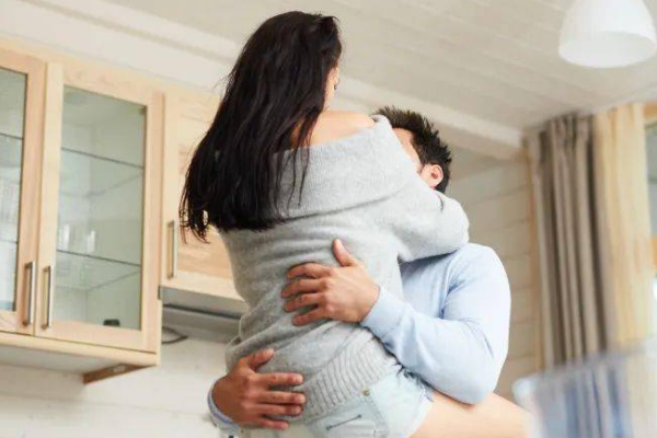 经营好夫妻性爱：让亲密关系跨越平淡期的实用指南